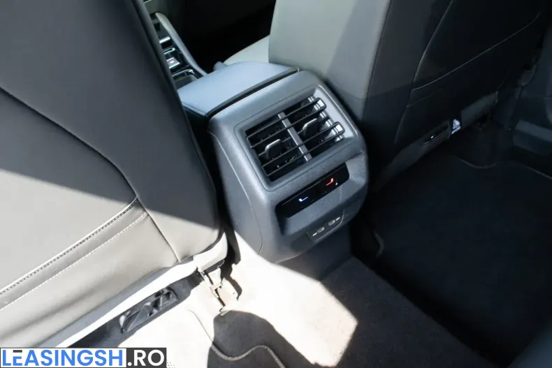 Volkswagen Tayron din 2025 cu 11.840 km - oferta VOL229115 - foto 20