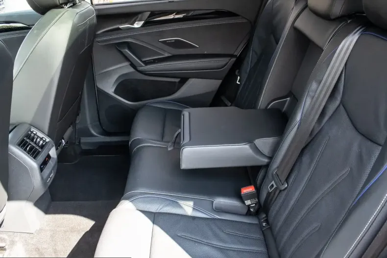Volkswagen Tayron din 2025 cu 11.840 km - oferta VOL229115 - foto 21