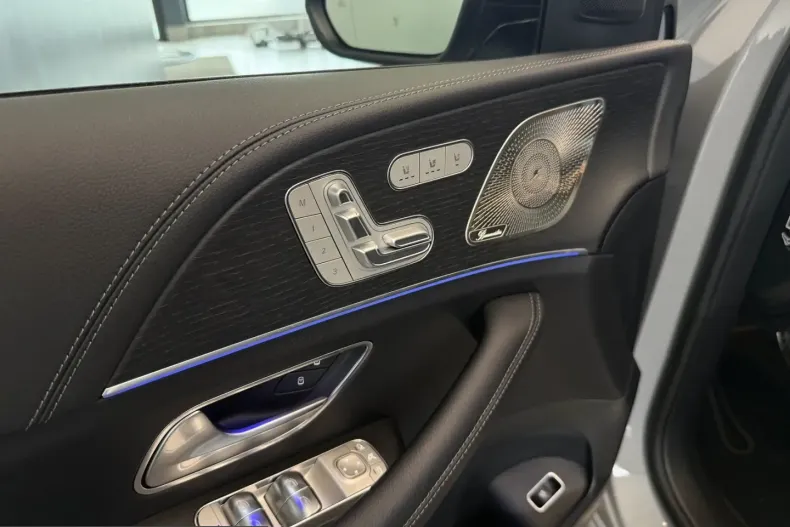 Mercedes-Benz GLE 450 (Clasa GLE) din 2025 cu 8.342 km - oferta MER229120 - foto 10