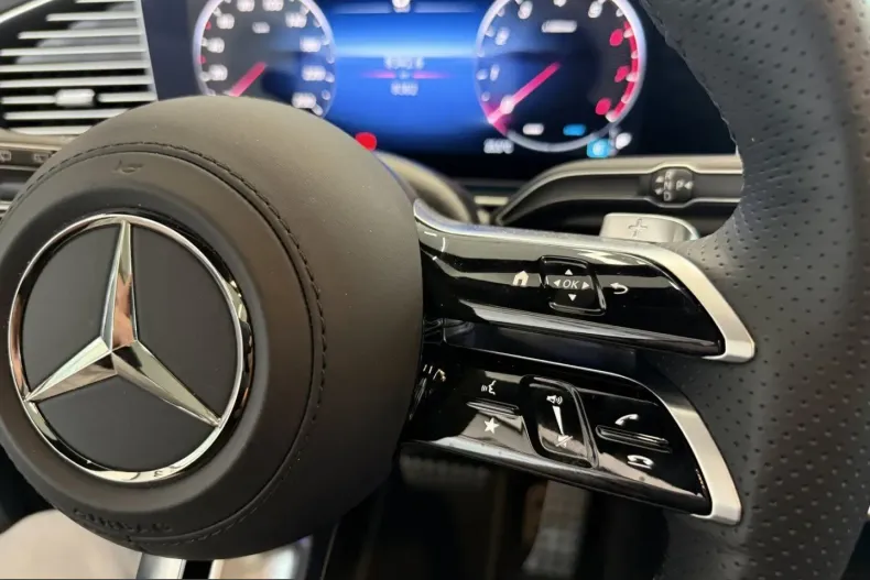 Mercedes-Benz GLE 450 (Clasa GLE) din 2025 cu 8.342 km - oferta MER229120 - foto 14