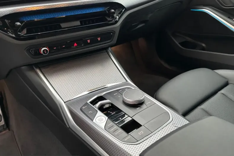 BMW 320 (Seria 3) din 2025 cu 15.736 km - oferta BMW229122 - foto 14
