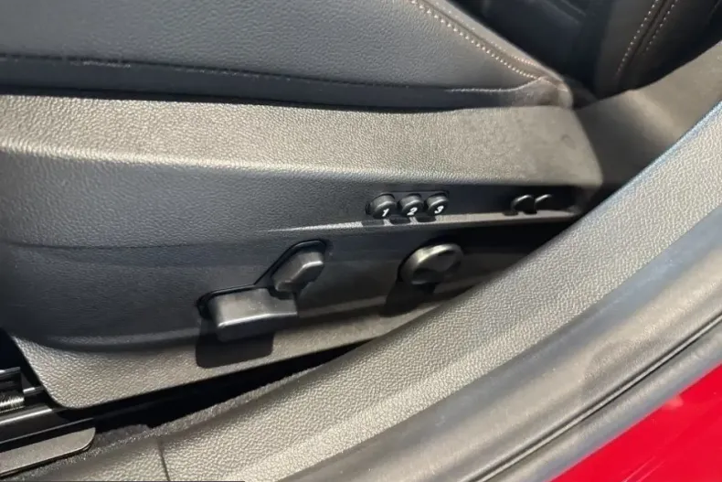 Alfa Romeo Giulia din 2025 cu 16.500 km - oferta ALF229131 - foto 15