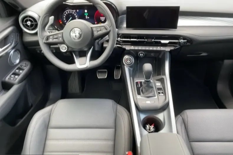 Alfa Romeo Tonale din 2023 cu 43.539 km - oferta ALF229132 - foto 8