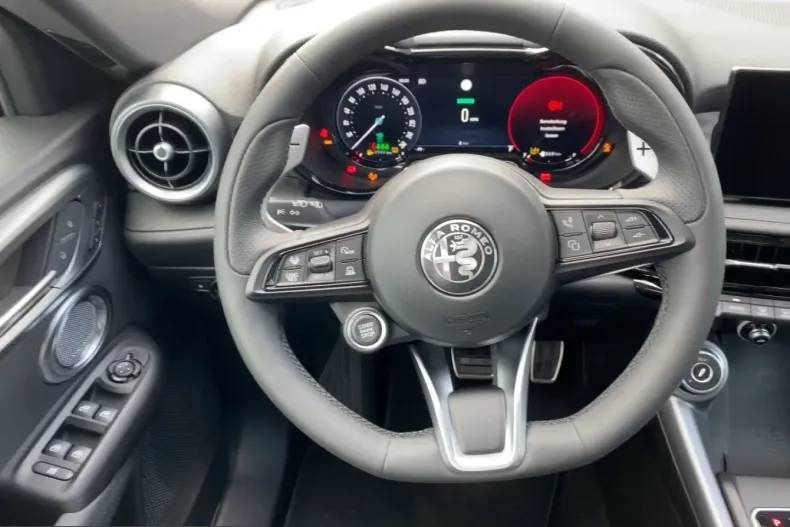 Alfa Romeo Tonale din 2023 cu 43.539 km - oferta ALF229132 - foto 9