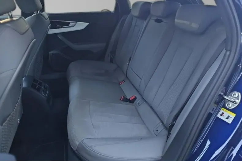 Audi A4 din 2022 cu 76.509 km - oferta AUD229133 - foto 14