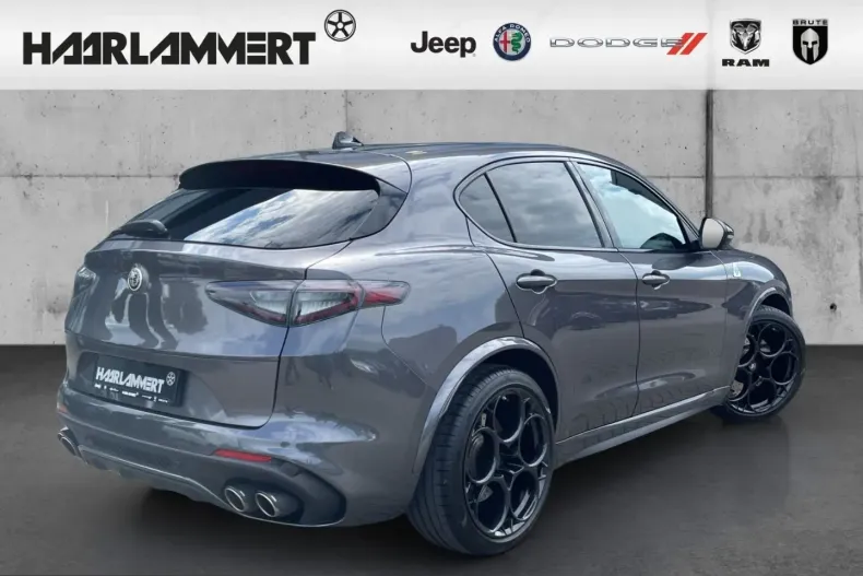 Alfa Romeo Stelvio din 2025 cu 11.843 km - oferta ALF229139 - foto 2