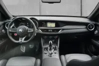 Alfa Romeo Stelvio din 2025 cu 11.843 km - oferta ALF229139 - foto 3
