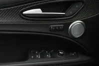 Alfa Romeo Stelvio din 2025 cu 11.843 km - oferta ALF229139 - foto 9