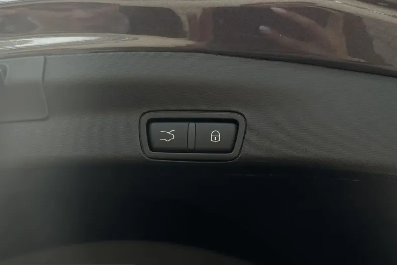 Alfa Romeo Stelvio din 2025 cu 11.843 km - oferta ALF229139 - foto 18