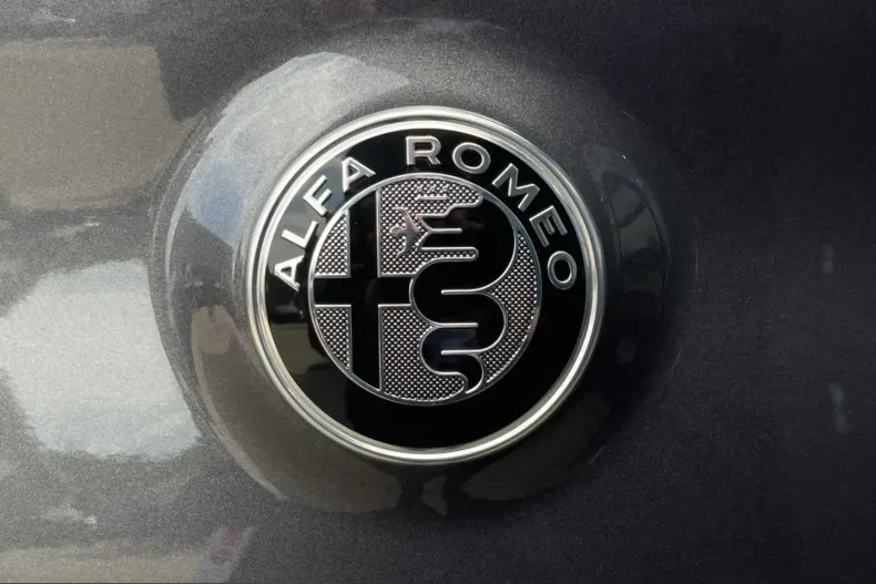 Alfa Romeo Stelvio din 2025 cu 11.843 km - oferta ALF229139 - foto 20