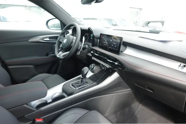Alfa Romeo Tonale din 2025 cu 9.700 km - oferta ALF229140 - foto 10