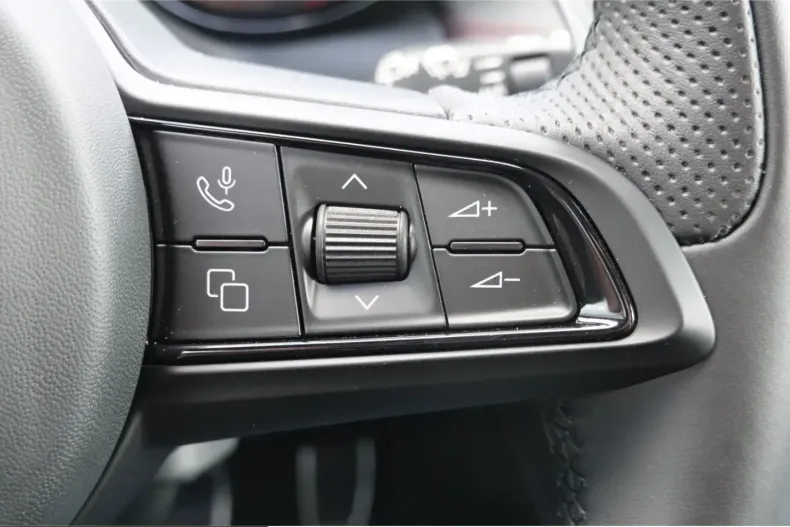Alfa Romeo Tonale din 2025 cu 9.700 km - oferta ALF229140 - foto 19