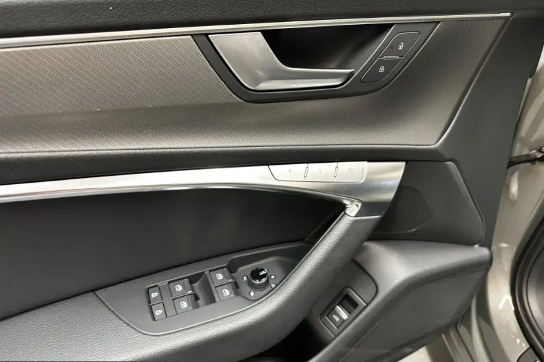 Audi A6 din 2022 cu 60.200 km - oferta AUD229141 - foto 10