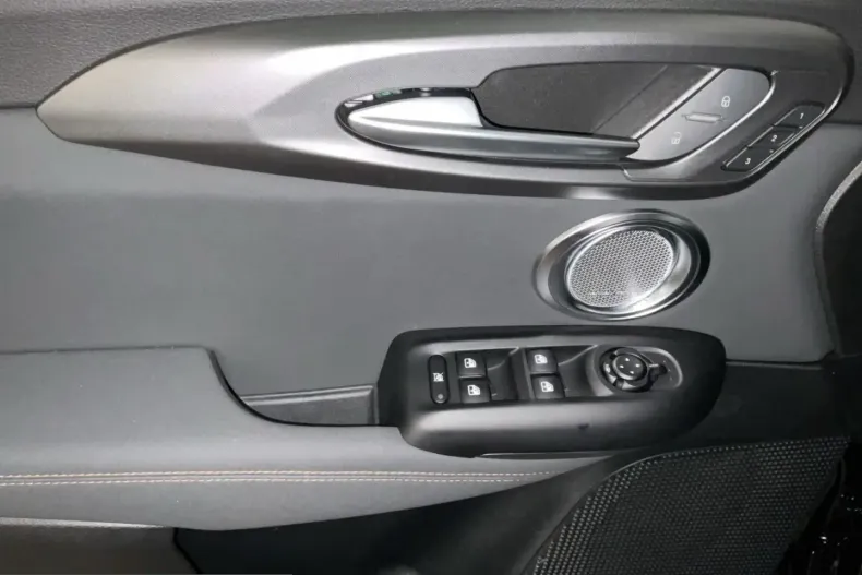 Alfa Romeo Tonale din 2025 cu 9.900 km - oferta ALF229144 - foto 14