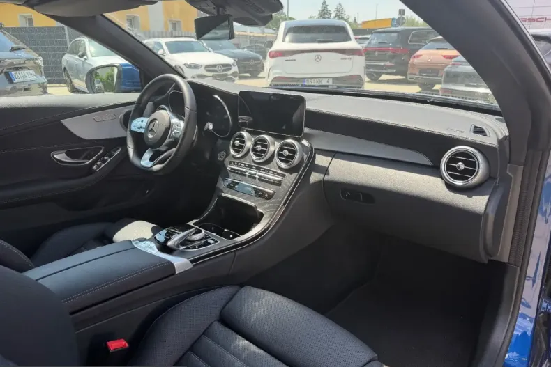 Mercedes-Benz C 200 (Clasa C) din 2022 cu 14.000 km - oferta MER229153 - foto 15