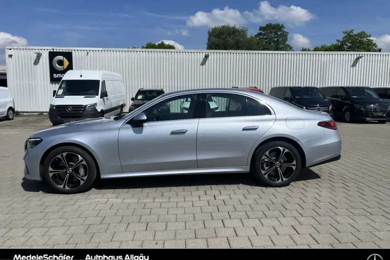 Mercedes-Benz E 300 (Clasa E) din 2023 cu 17.105 km - oferta MER229154 - foto 2