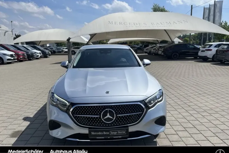 Mercedes-Benz E 300 (Clasa E) din 2023 cu 17.105 km - oferta MER229154 - foto 7