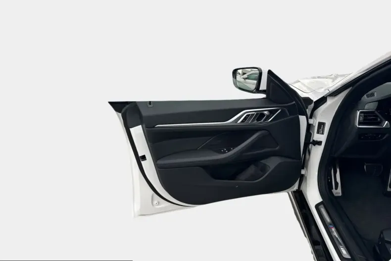 BMW 430i (Seria 4) din 2022 cu 20.900 km - oferta BMW229156 - foto 17
