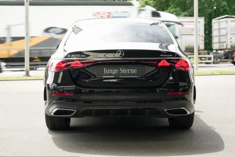 Mercedes-Benz E 300 (Clasa E) din 2024 cu 55.000 km - oferta MER229157 - foto 4