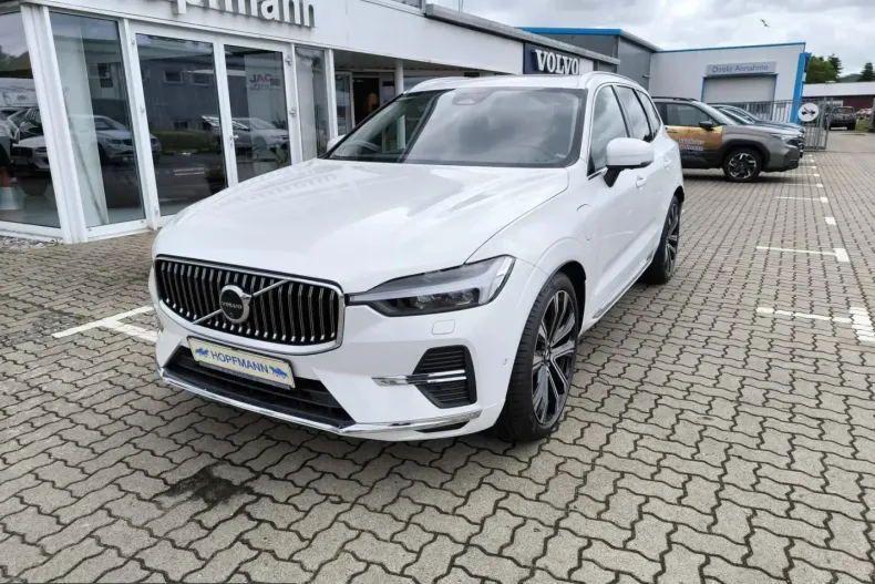 Volvo XC60 din 2025 cu 22.275 km - oferta VOL229159 - foto 1
