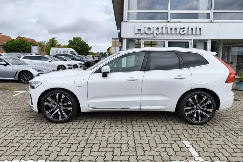 Volvo XC60 din 2025 cu 22.275 km - oferta VOL229159 - foto 2