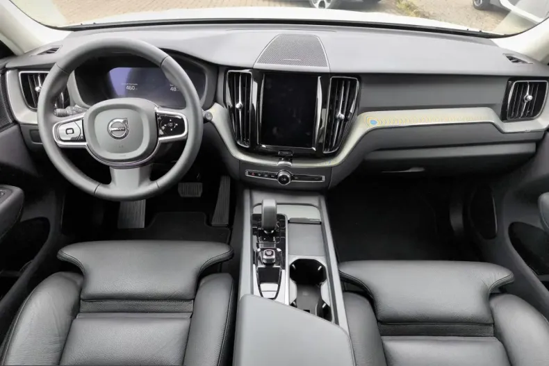 Volvo XC60 din 2025 cu 22.275 km - oferta VOL229159 - foto 13