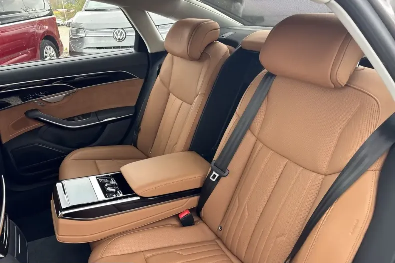 Audi A8 din 2022 cu 60.000 km - oferta AUD229161 - foto 12
