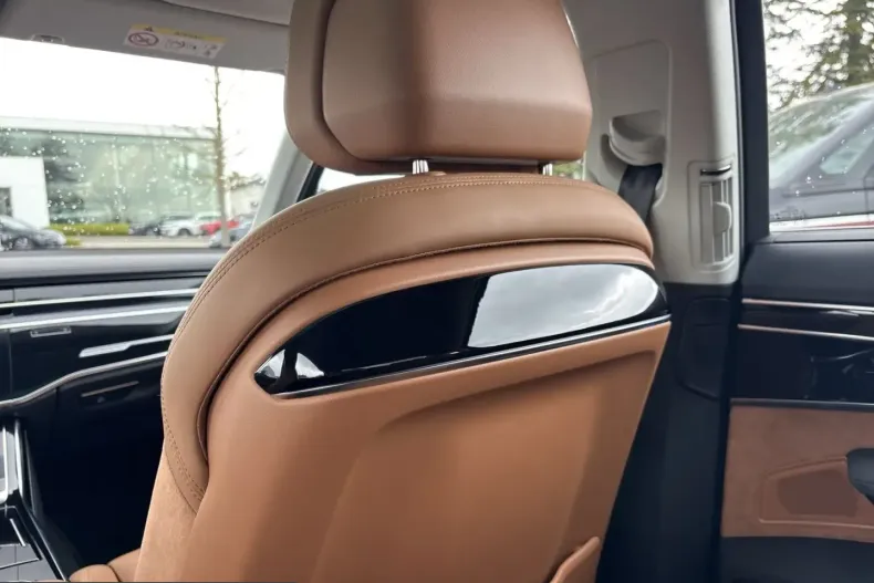 Audi A8 din 2022 cu 60.000 km - oferta AUD229161 - foto 13