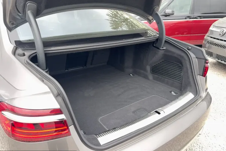 Audi A8 din 2022 cu 60.000 km - oferta AUD229161 - foto 18