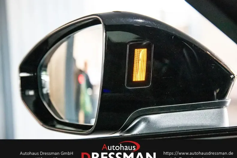 Audi A8 din 2023 cu 42.528 km - oferta AUD229162 - foto 18