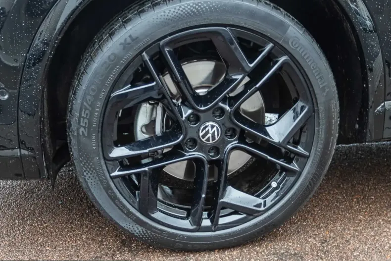 Volkswagen Tiguan din 2025 cu 15.160 km - oferta VOL229163 - foto 5