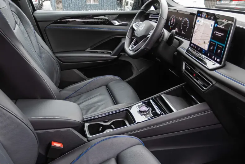 Volkswagen Tiguan din 2025 cu 15.160 km - oferta VOL229163 - foto 18