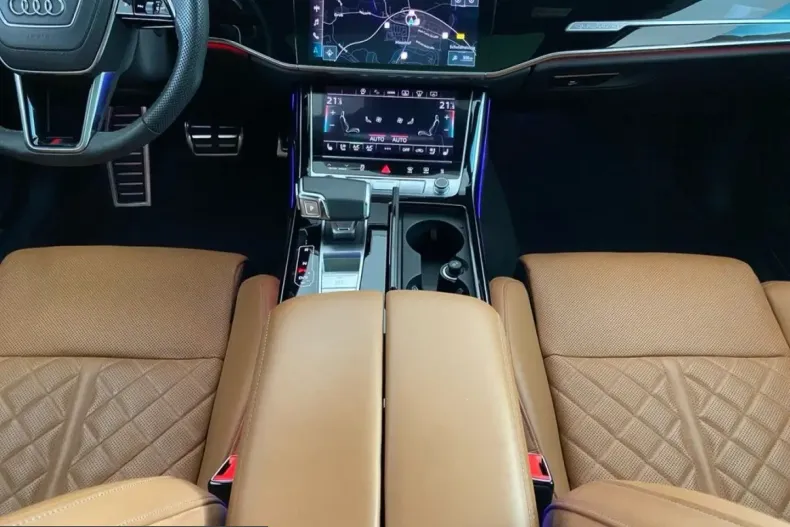 Audi A8 din 2023 cu 77.343 km - oferta AUD229165 - foto 11