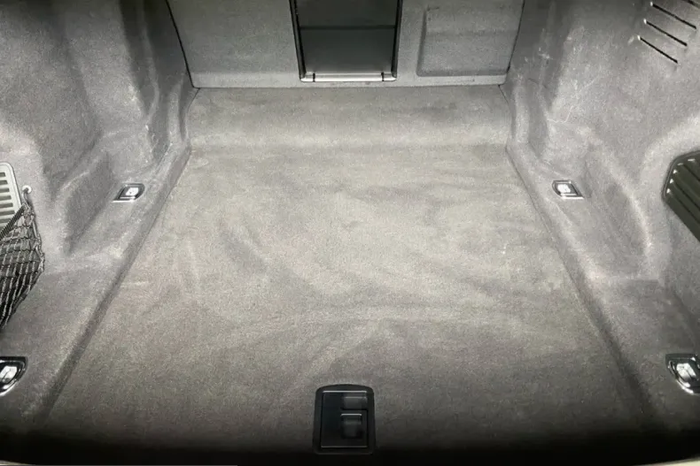 Audi A8 din 2023 cu 77.343 km - oferta AUD229165 - foto 13