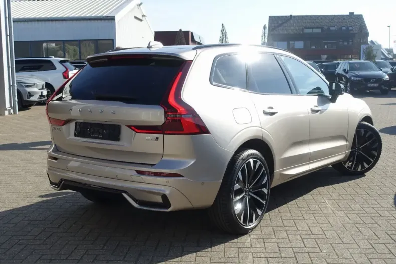 Volvo XC60 din 2025 cu 32.800 km - oferta VOL229170 - foto 3