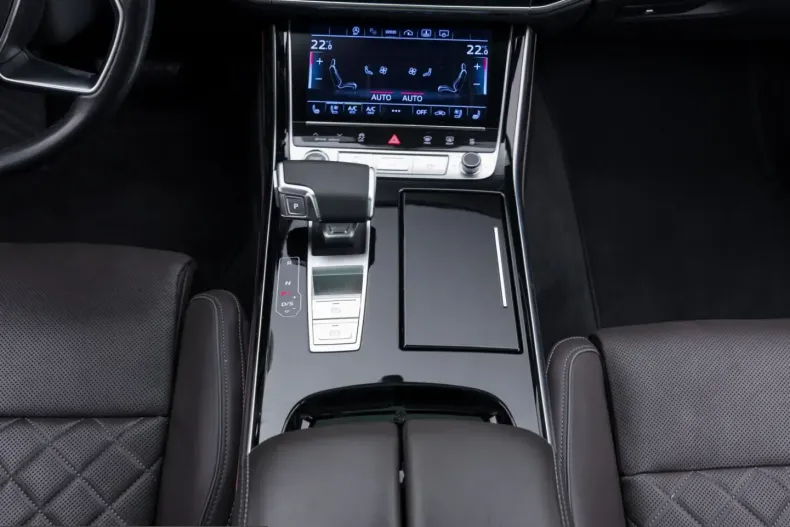 Audi A8 din 2023 cu 61.355 km - oferta AUD229173 - foto 18