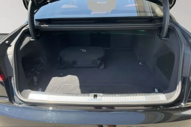 Audi A8 din 2021 cu 47.580 km - oferta AUD229176 - foto 9