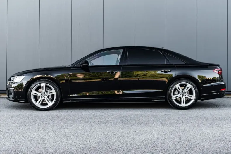 Audi A8 din 2024 cu 77.000 km - oferta AUD229177 - foto 3