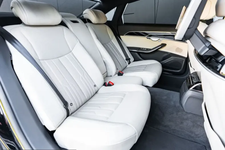 Audi A8 din 2024 cu 77.000 km - oferta AUD229177 - foto 13