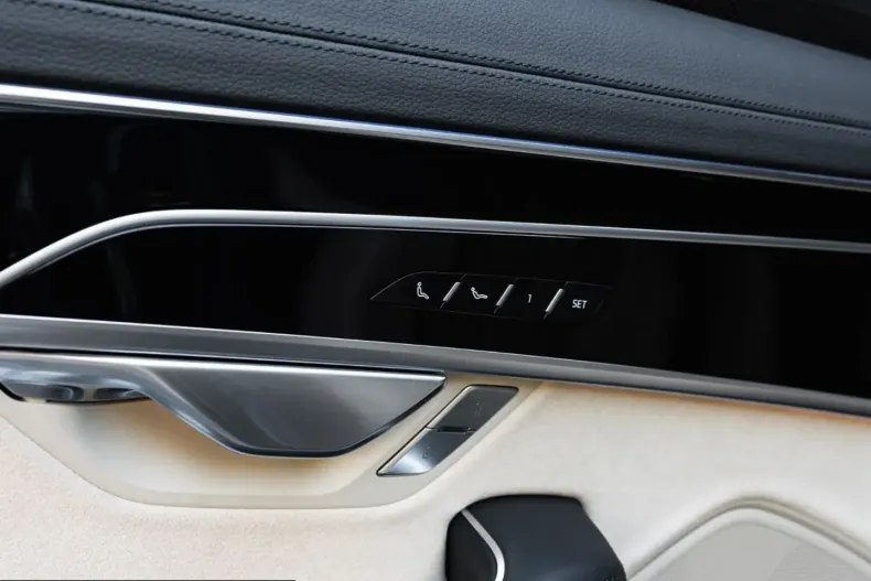 Audi A8 din 2024 cu 77.000 km - oferta AUD229177 - foto 35