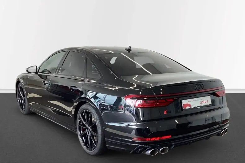 Audi S8 din 2023 cu 47.467 km - oferta AUD229182 - foto 2