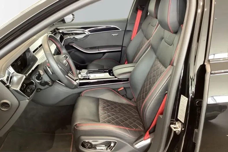 Audi S8 din 2023 cu 47.467 km - oferta AUD229182 - foto 3