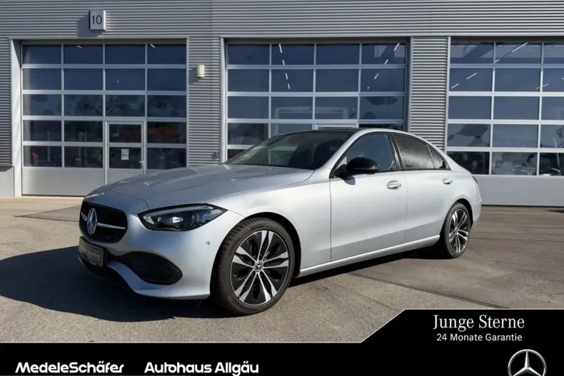 Mercedes-Benz C 180 (Clasa C) din 2024 cu 10.650 km - oferta MER229184 - foto 1