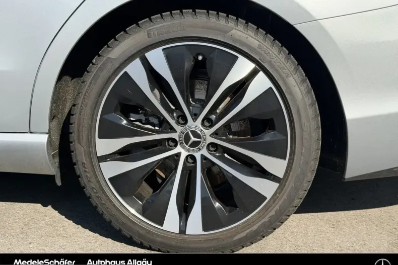 Mercedes-Benz C 180 (Clasa C) din 2024 cu 10.650 km - oferta MER229184 - foto 14