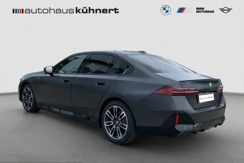 BMW 550 (Seria 5) din 2024 cu 32.568 km - oferta BMW229187 - foto 5