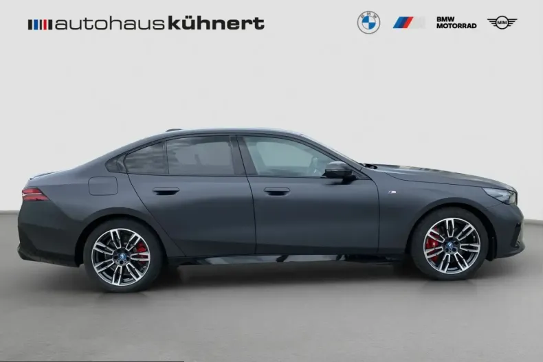 BMW 550 (Seria 5) din 2024 cu 32.568 km - oferta BMW229187 - foto 8