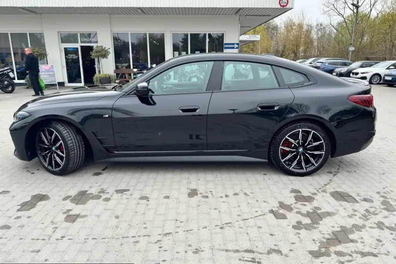 BMW 420i (Seria 4) din 2024 cu 15.322 km - oferta BMW229191 - foto 2