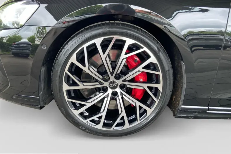 Audi S8 din 2023 cu 39.344 km - oferta AUD229192 - foto 3