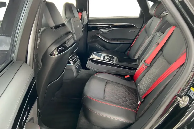 Audi S8 din 2023 cu 39.344 km - oferta AUD229192 - foto 9