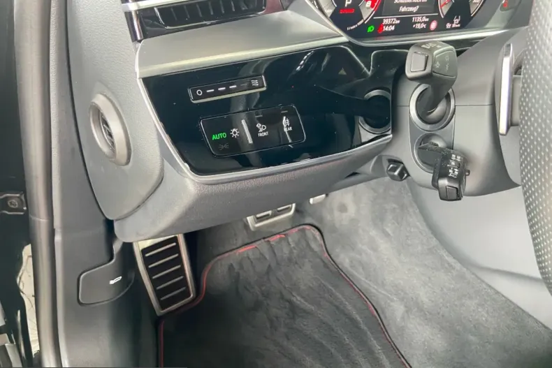Audi S8 din 2023 cu 39.344 km - oferta AUD229192 - foto 11